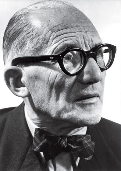  Le Corbusier, in Maison Bonnet Glasses 