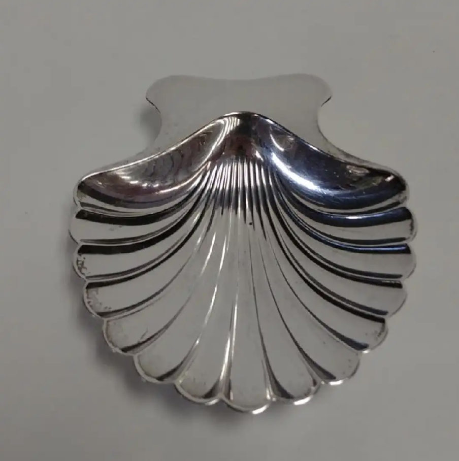  Tiffany & Co. , Sterling Silver Shell Plate 