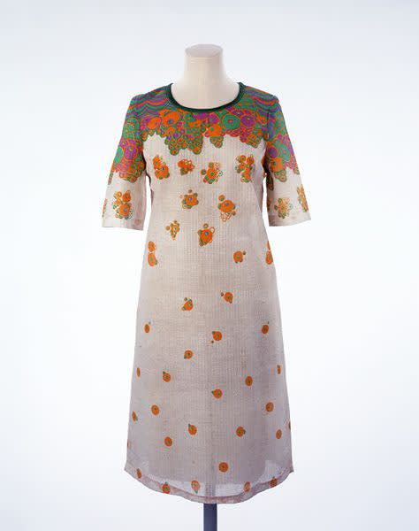  Ossie Clark, Paper Dress, 1966, Victoria & Albert Museum, London 
