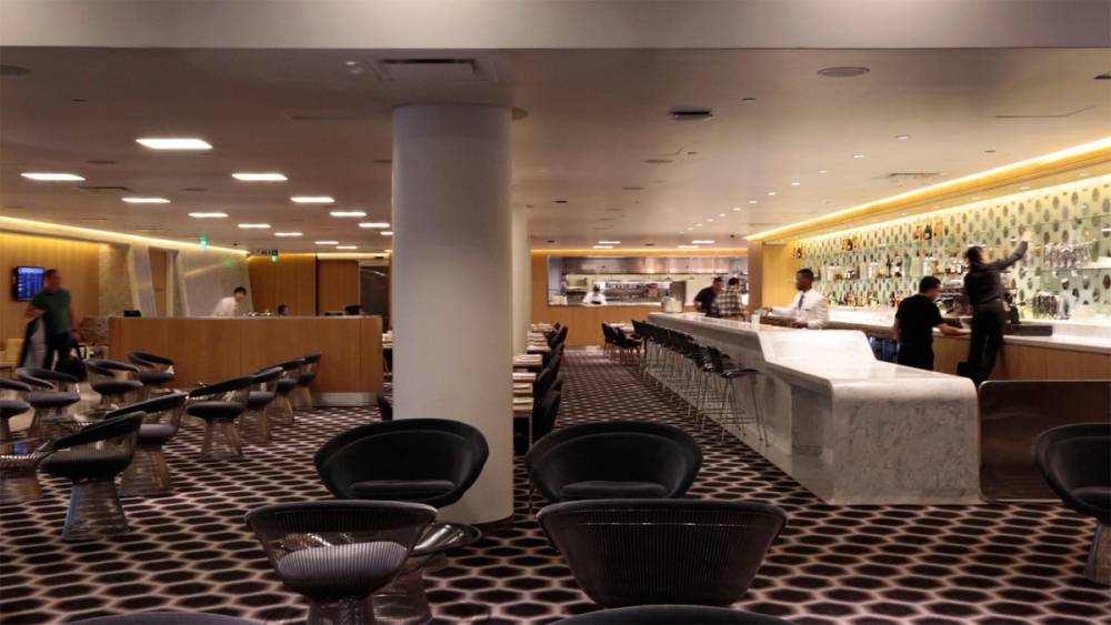  Marc Newson, Qantas LAX Lounge 