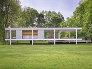 The Farnsworth House Minnie Muse