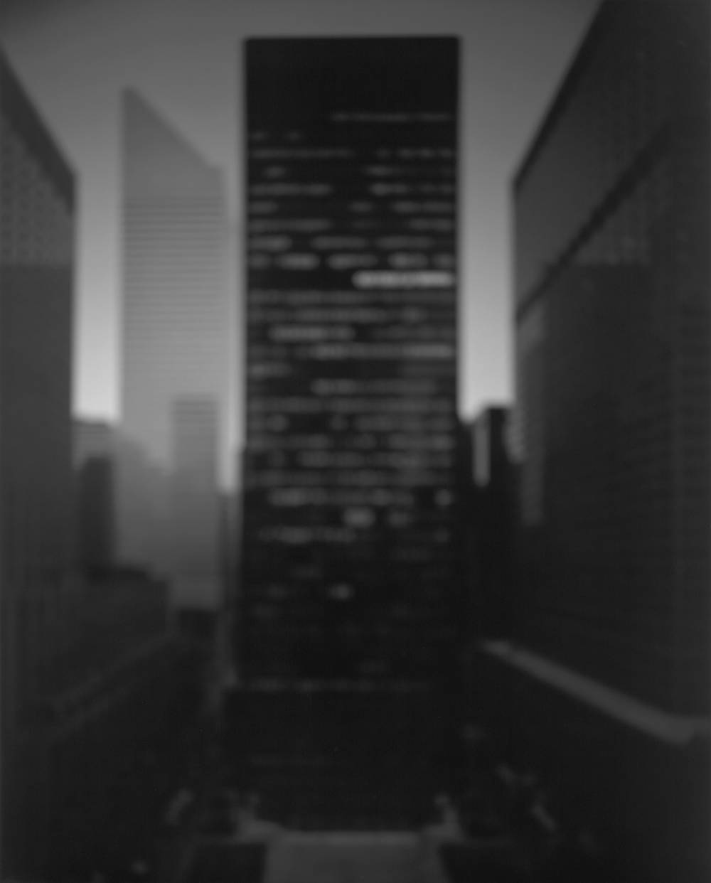 Hiroshi sugimoto  seagram building  new york city  1997  silbergelatine abzug 