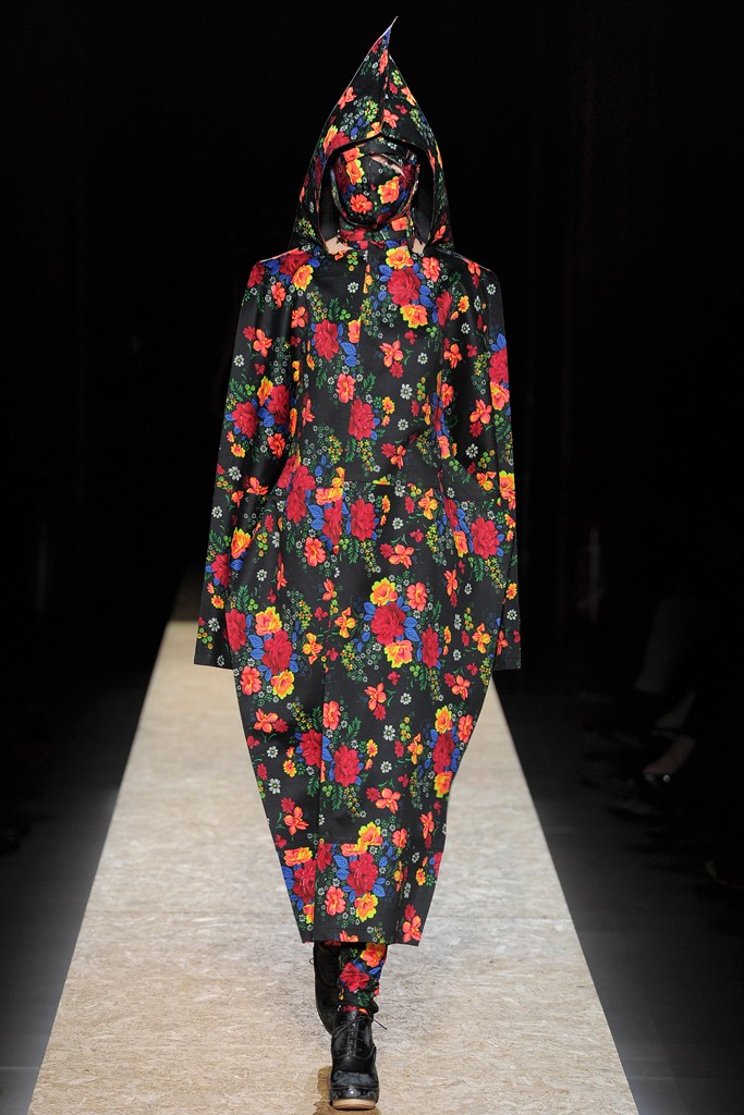 Comme des Garçons F/W 2012 - Minnie Muse