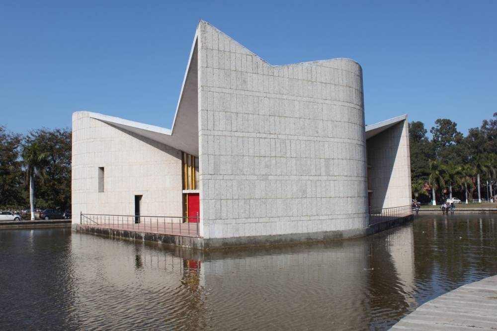  Pierre Jeanneret, Ghandhi Bhawan, 1961 