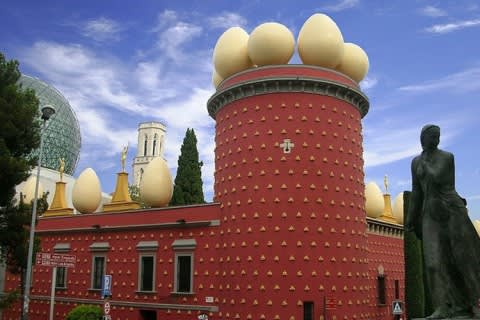  Salvador Dalí , Theatre Museum Figueres Girona, Spain 