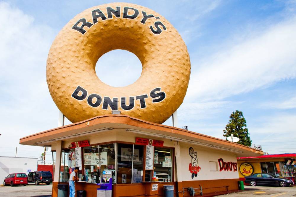  Randy's Donuts, 805 W Manchester Blvd, Inglewood, California 