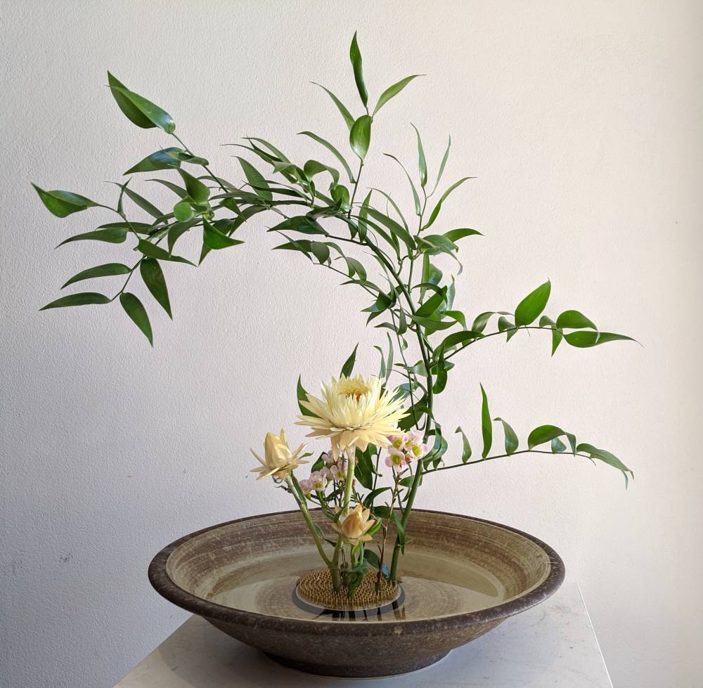  Ikebana , Flower Arrangement  