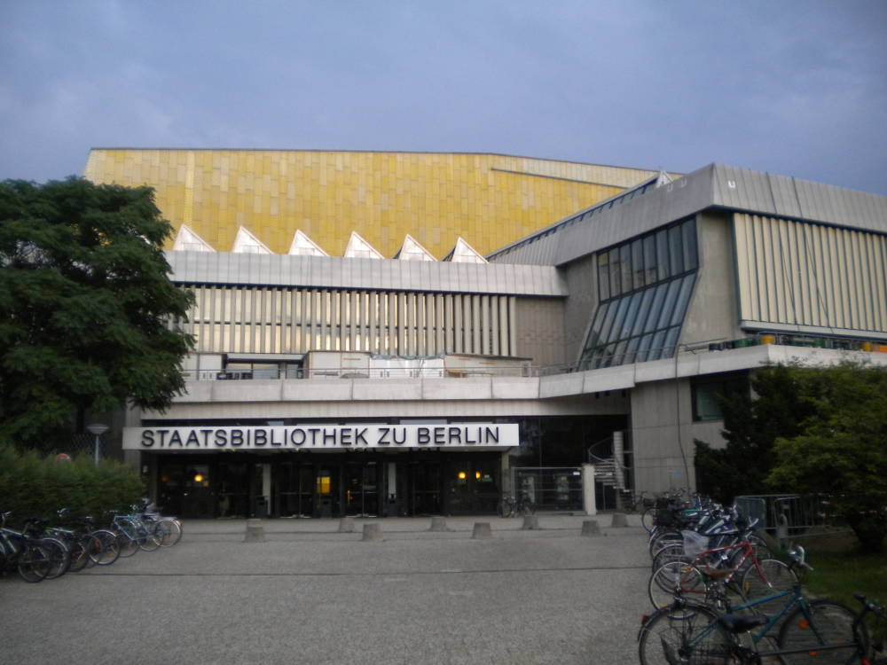  Edgar Wisniewski and Hans Scharoun , Berlin State Library, 1967  