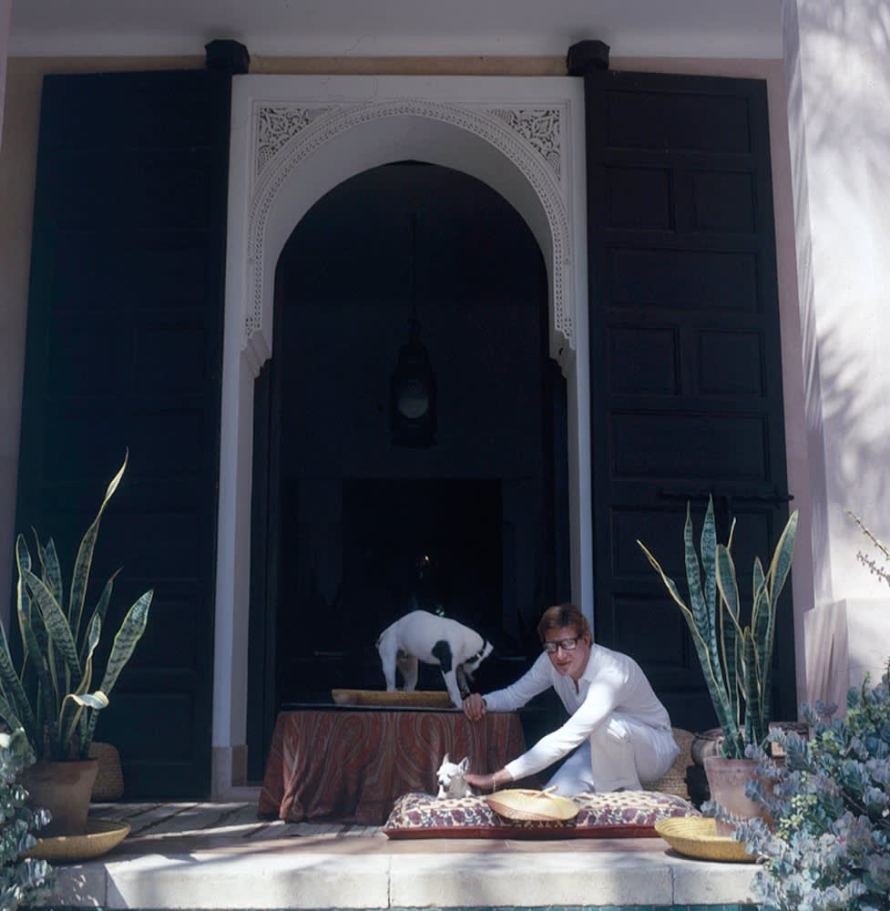  Horst P. Horst , Moujik and Yves Saint Laurent in Morocco, Vogue, August 1980 