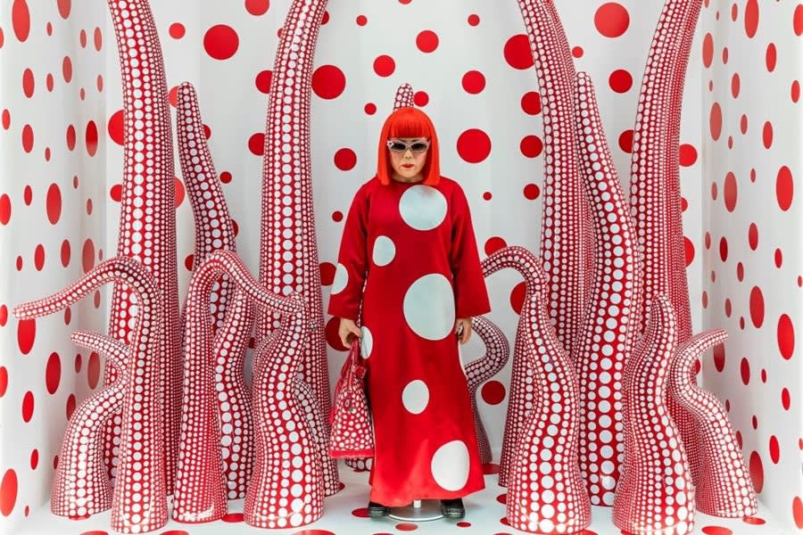  Louis Vuitton, Ad Campaign, featuring Yayoi Kusama, 2012 