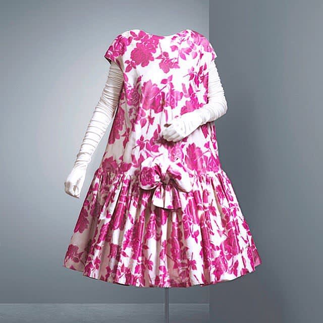 Cristobal balenciaga   baby doll dress  1957