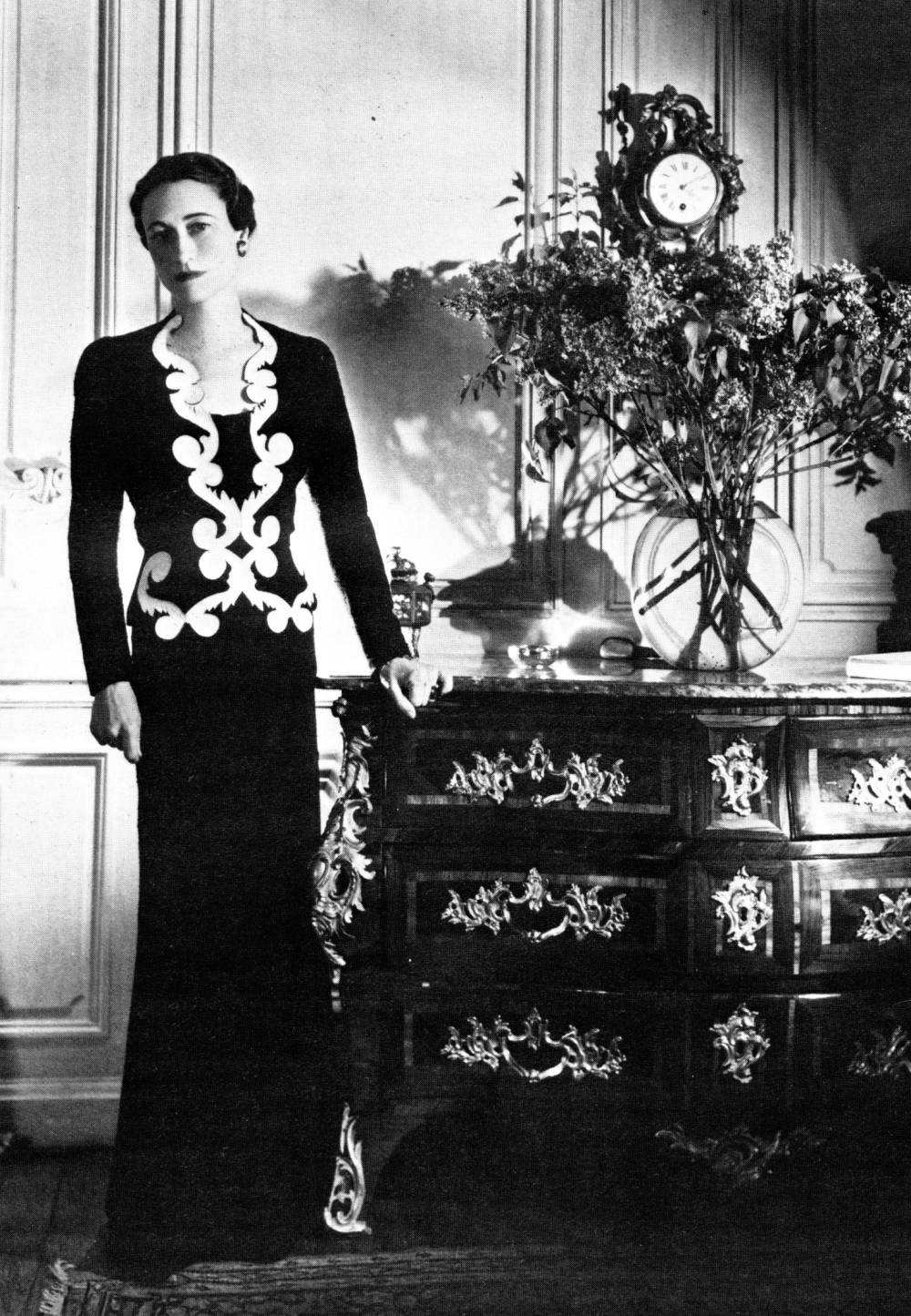 Cecil beaton  wallis simpson in elsa schiaparelli   1937