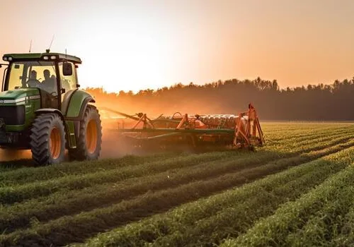 El Perú no necesita más aviones, sino más tractores y menos corruptos