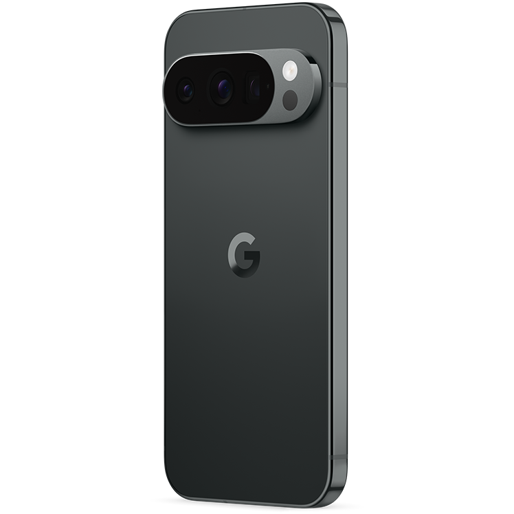 Google Pixel 10 Pro i svart färg sedd bakifrån med framträdande kameramodul och G-logotyp på baksidan.