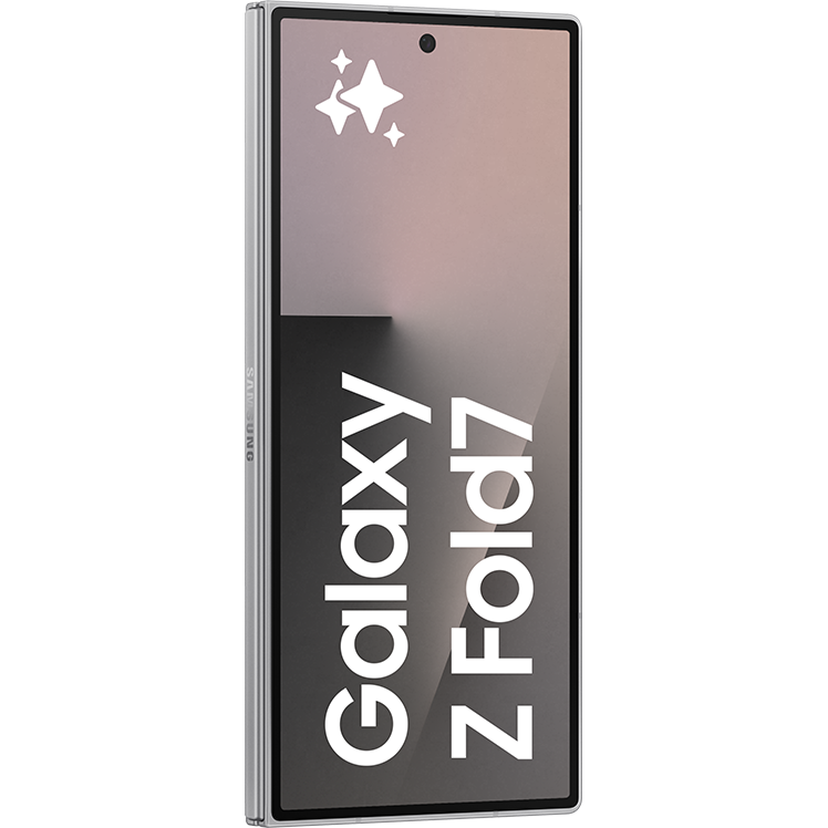 Samsung Galaxy Z Fold7 i silver, visad snett framifrån i hopfällt läge, med extern skärm påslagen.