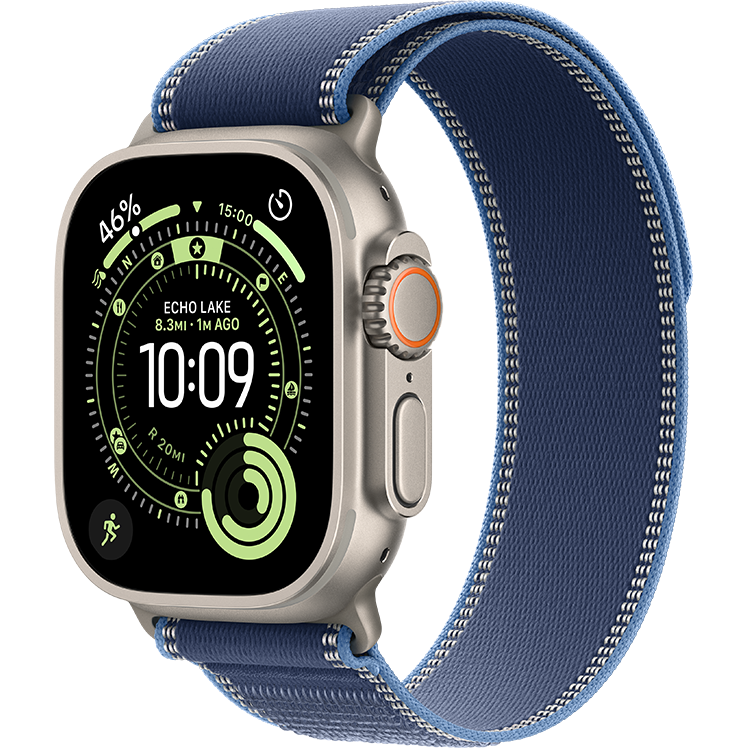 Apple Watch Ultra 3 med silverfärgat hölje och blått armband. Skärmen visar träningsdata med gröna detaljer och tiden 10:09.