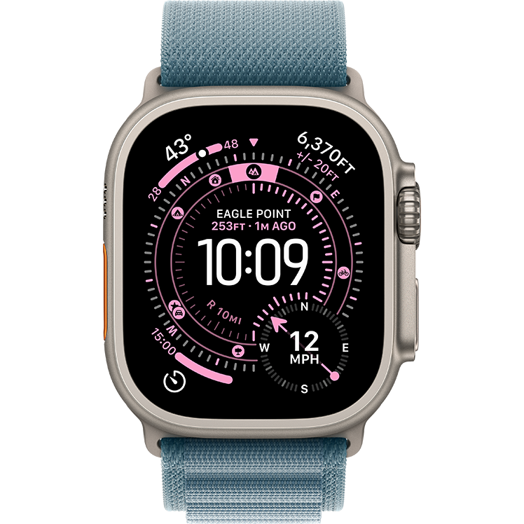 Apple Watch Ultra 3 med blått armband som visar tid 10:09, kompass och höjddata på en svart urtavla med rosa detaljer.