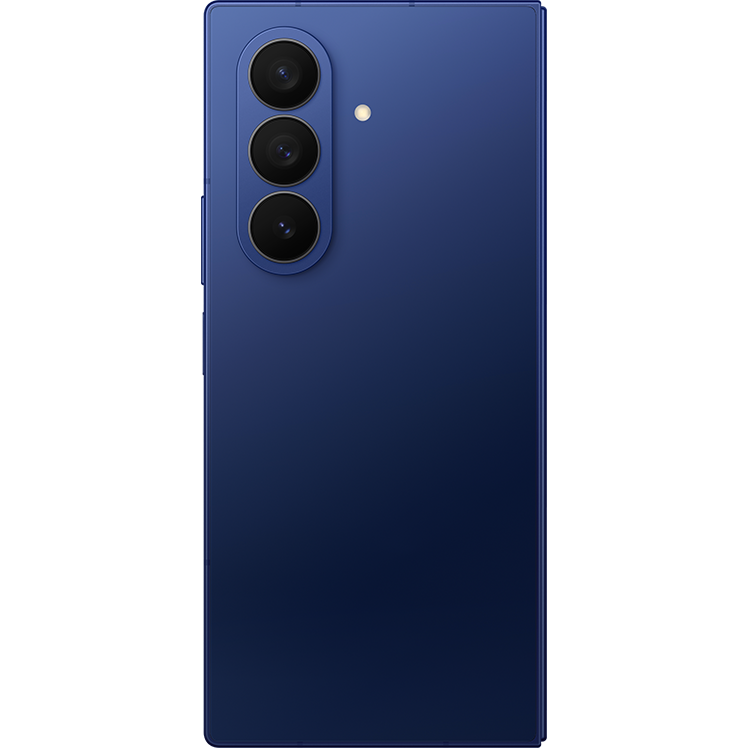 Baksidan av Samsung Galaxy Z Fold7 i blått, med trippelkamera i vertikal rad och LED-blixt.