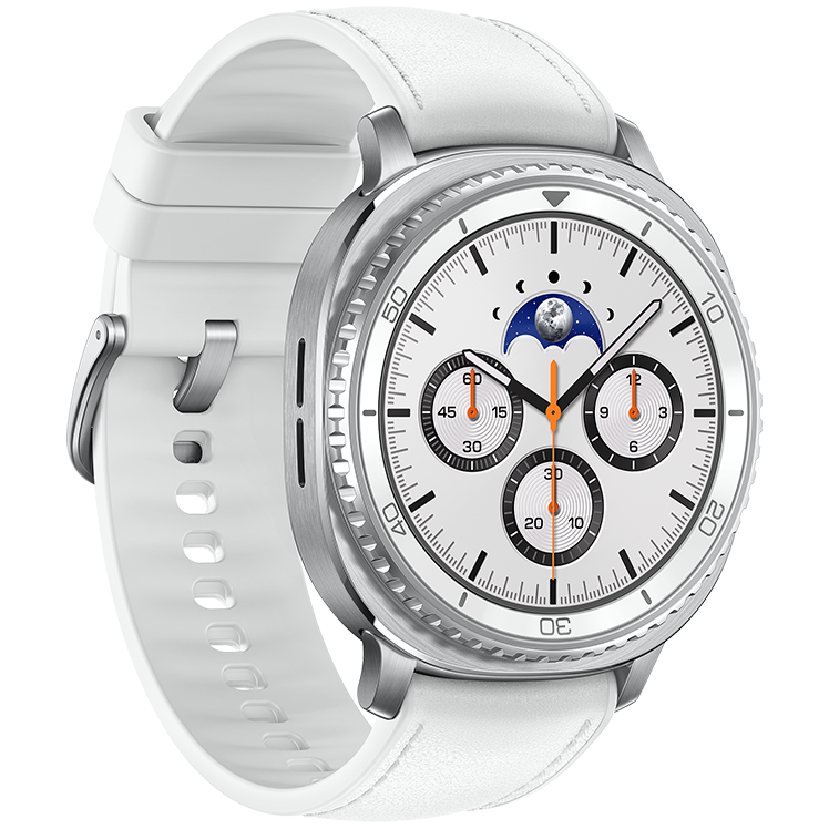 Galaxy Watch8 Classic med vit urtavla sett från höger, silverfärgad boett och vitt armband. Visar månfas och flera tidsfunktioner.