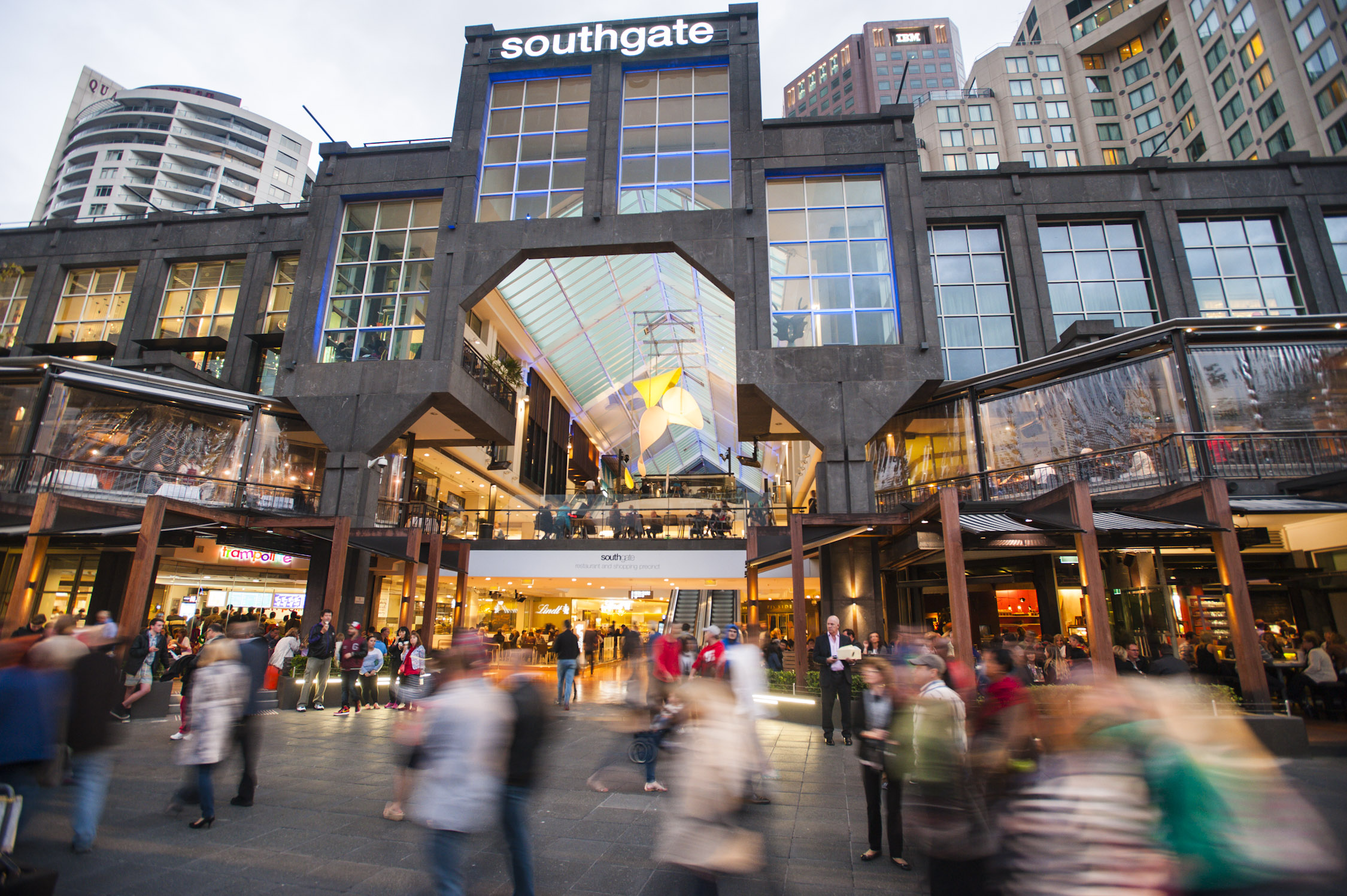 Image [ Southgate Towers] - Retail Entrance