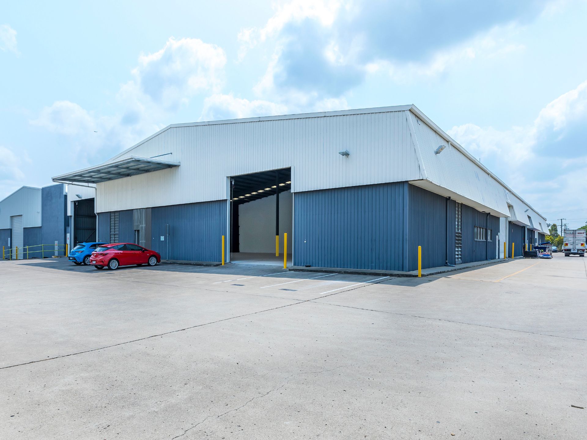 Image: [Hero] [Balham Road]