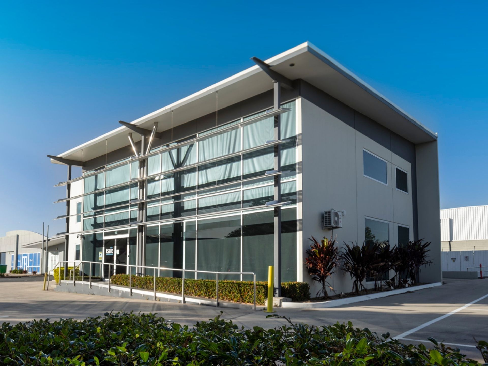 Image: [Hero] [140-160 Robinson]