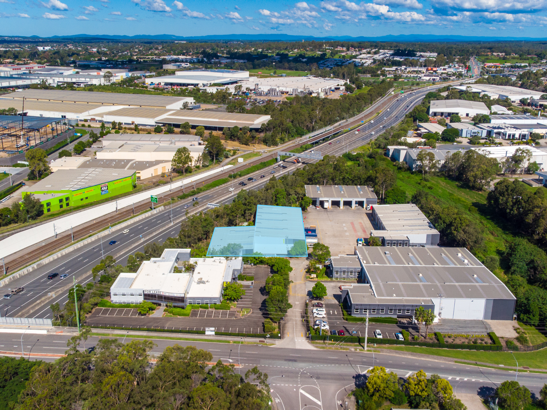 Image: [Hero] [848 Boundary Road]