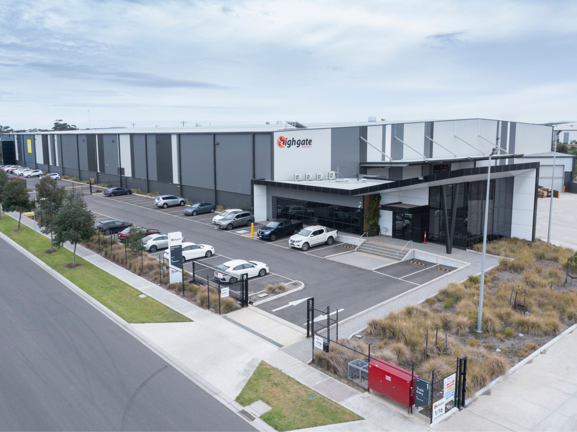 Image: [Hero] West Industry Park III, 16 Vulcan