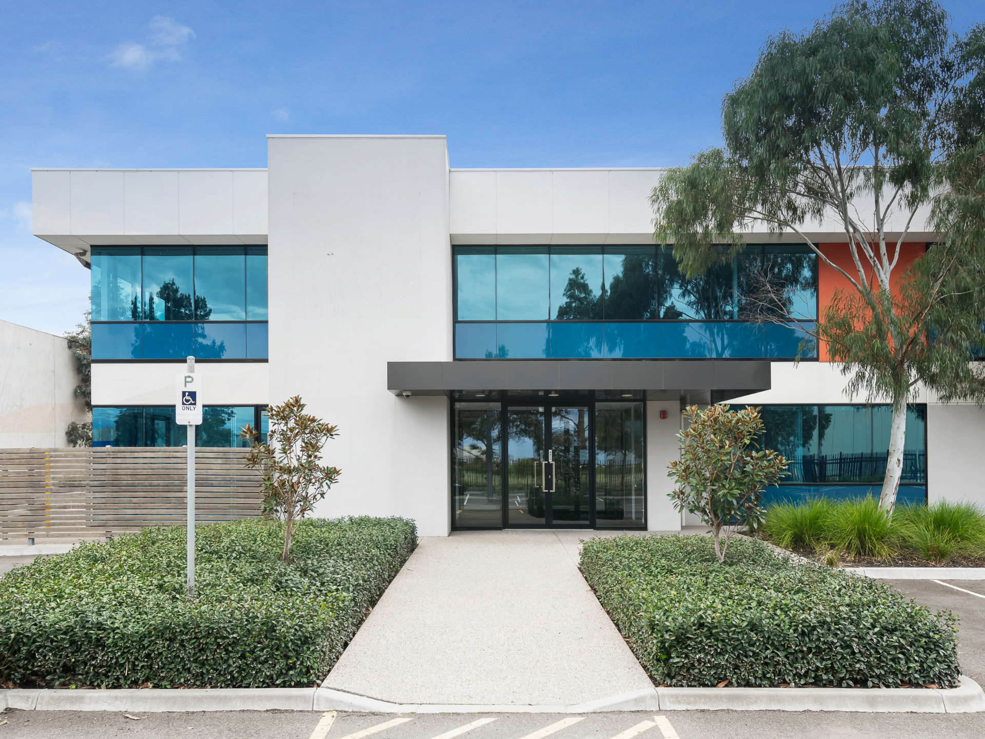 Image: [Hero] Paramount Boulevard