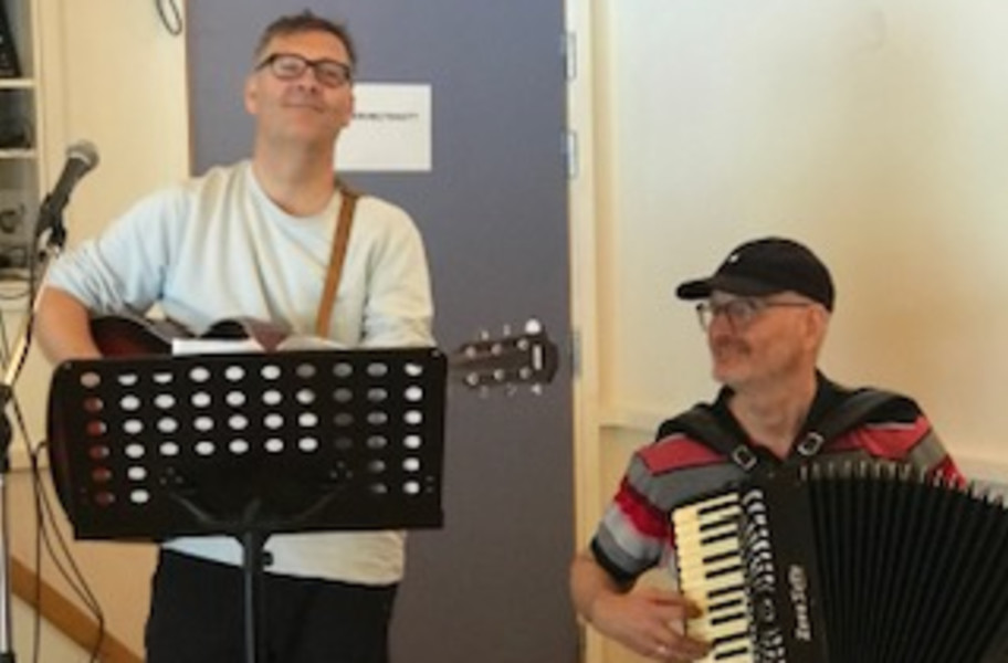 Bernt Fylling og Halvor Sporsheim som underheldt oss med fin song og musikk