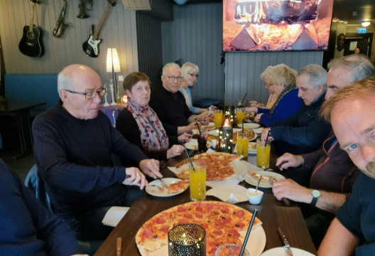 I Vadsø ble kurset avsluttet med pizza. Foto Yngve Thommesen (selfie)