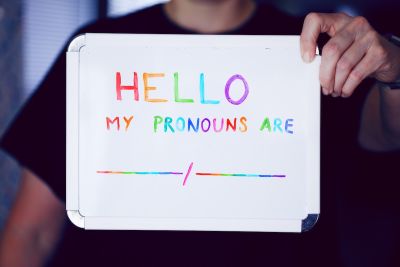 alexander-grey-pronouns