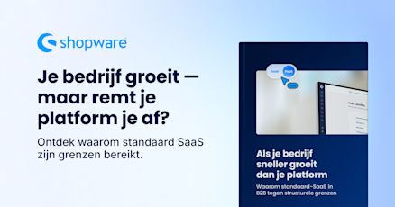 Shopware-banner met blauwe verloopachtergrond. Links staat de tekst “Je bedrijf groeit — maar remt je platform je af?” met een verwijzing naar de beperkingen van standaard SaaS. Rechts een gestileerde whitepaper-cover met een deel van een software-interface en een klein diagram dat SaaS en PaaS vergelijkt, waarbij “You” is gemarkeerd.