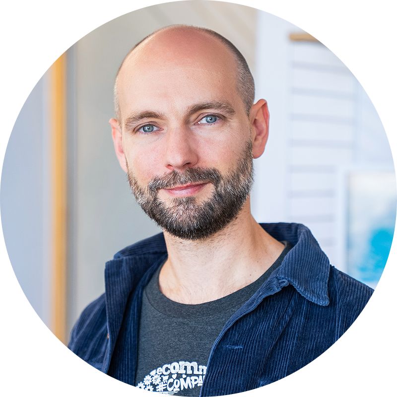 sebastian-hamann-round sebastian-hamann-round