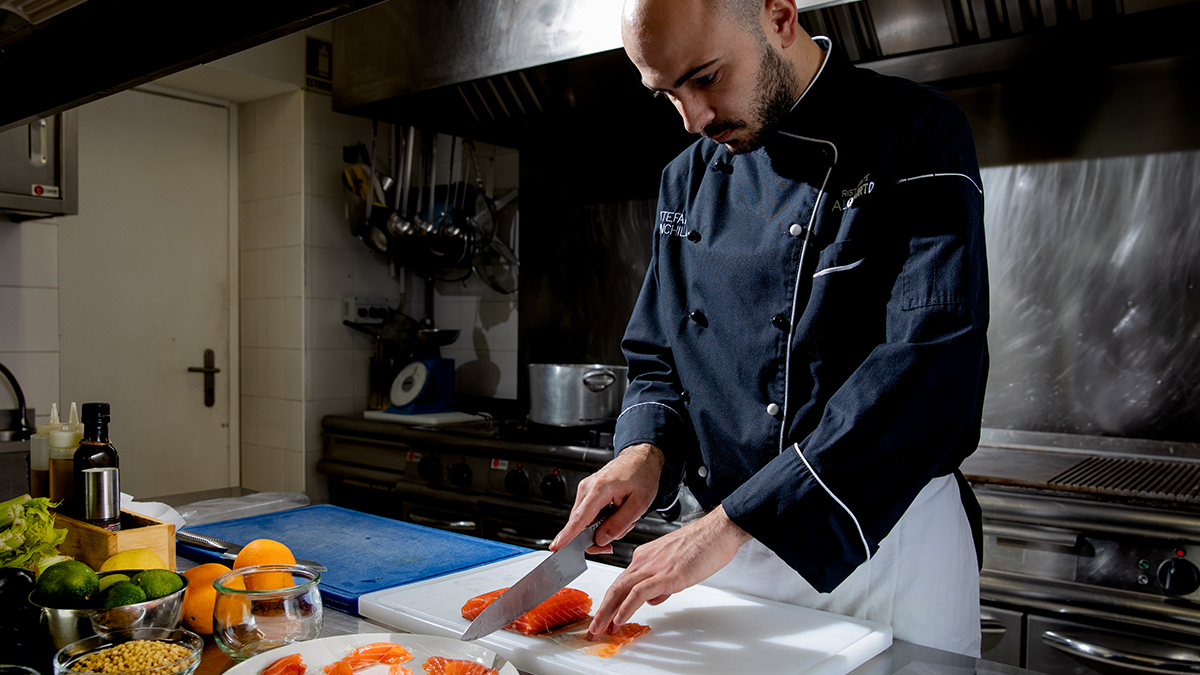 Carpaccio di salmone marinato