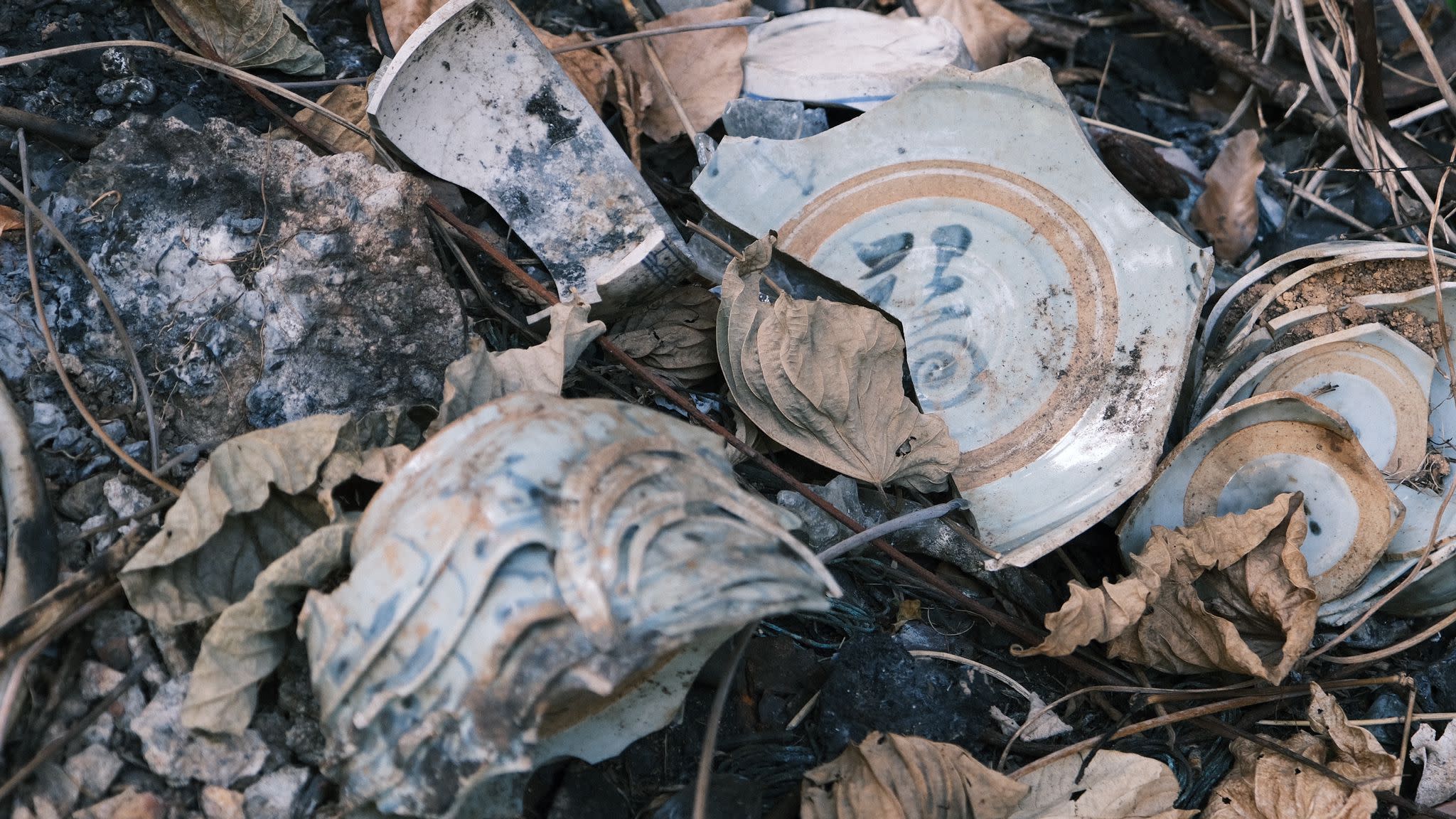 碗物養志: 碗窰考古遺址考察與陶器修繕工作坊 Em-‘bowl’-lishment of Temper: Wun Yiu Archaeological Site Visit & Ceramic Restoration Workshop