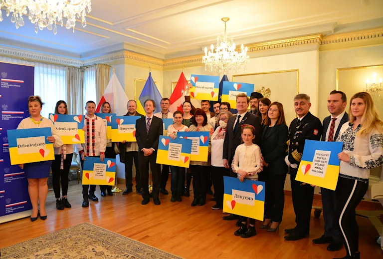 "Thank You" from Ukrainian Community in Canada to the people of Poland