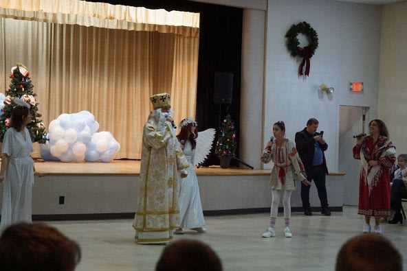 The Magical Feast of St. Nicholas: Family and Cultural Revival in Ottawa