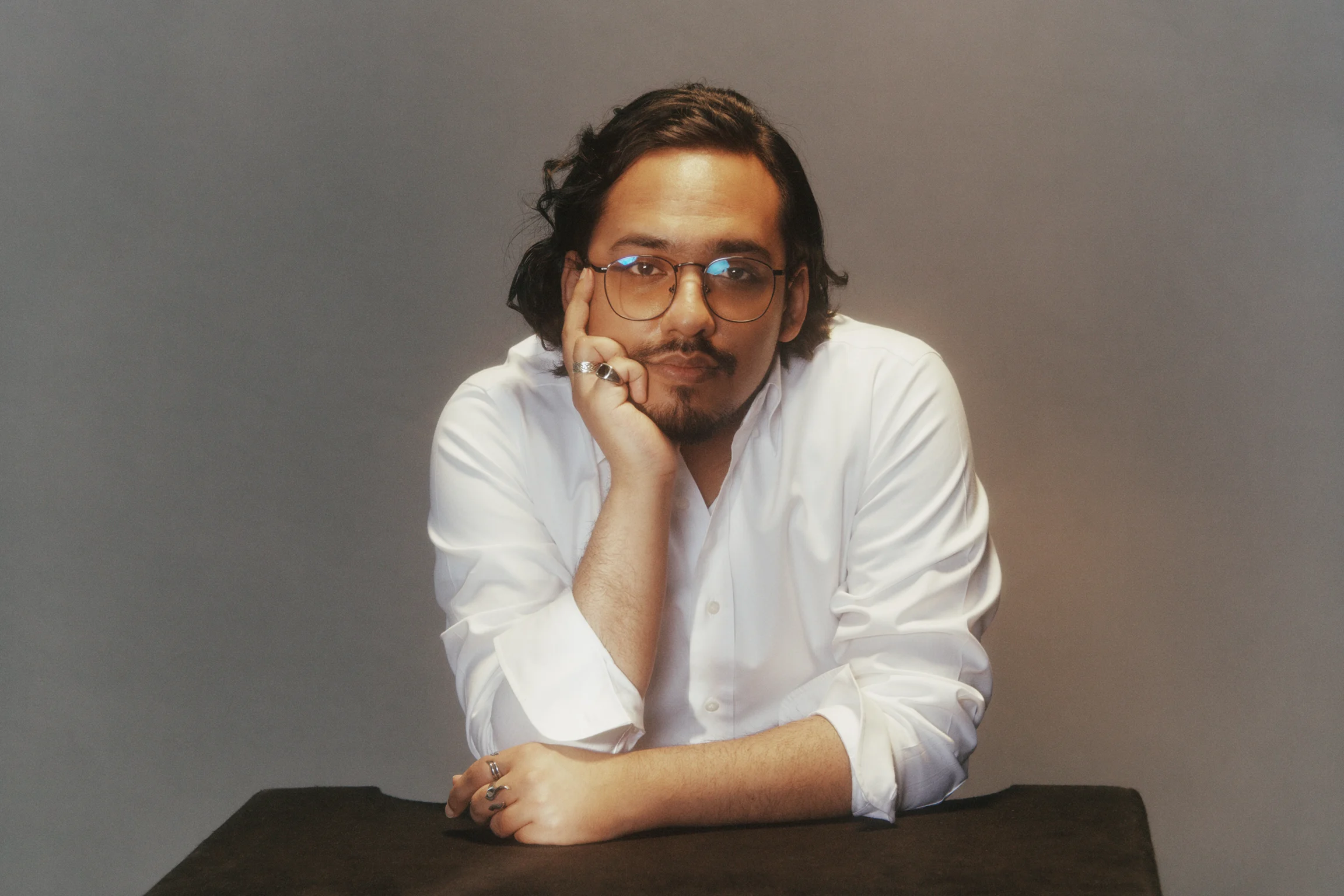 2404012 A-207V01 RGB 2304x1536