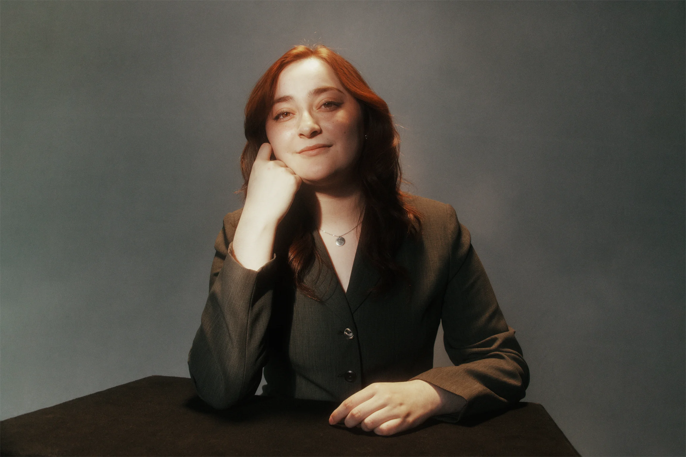 2404012 C-200V01 RGB