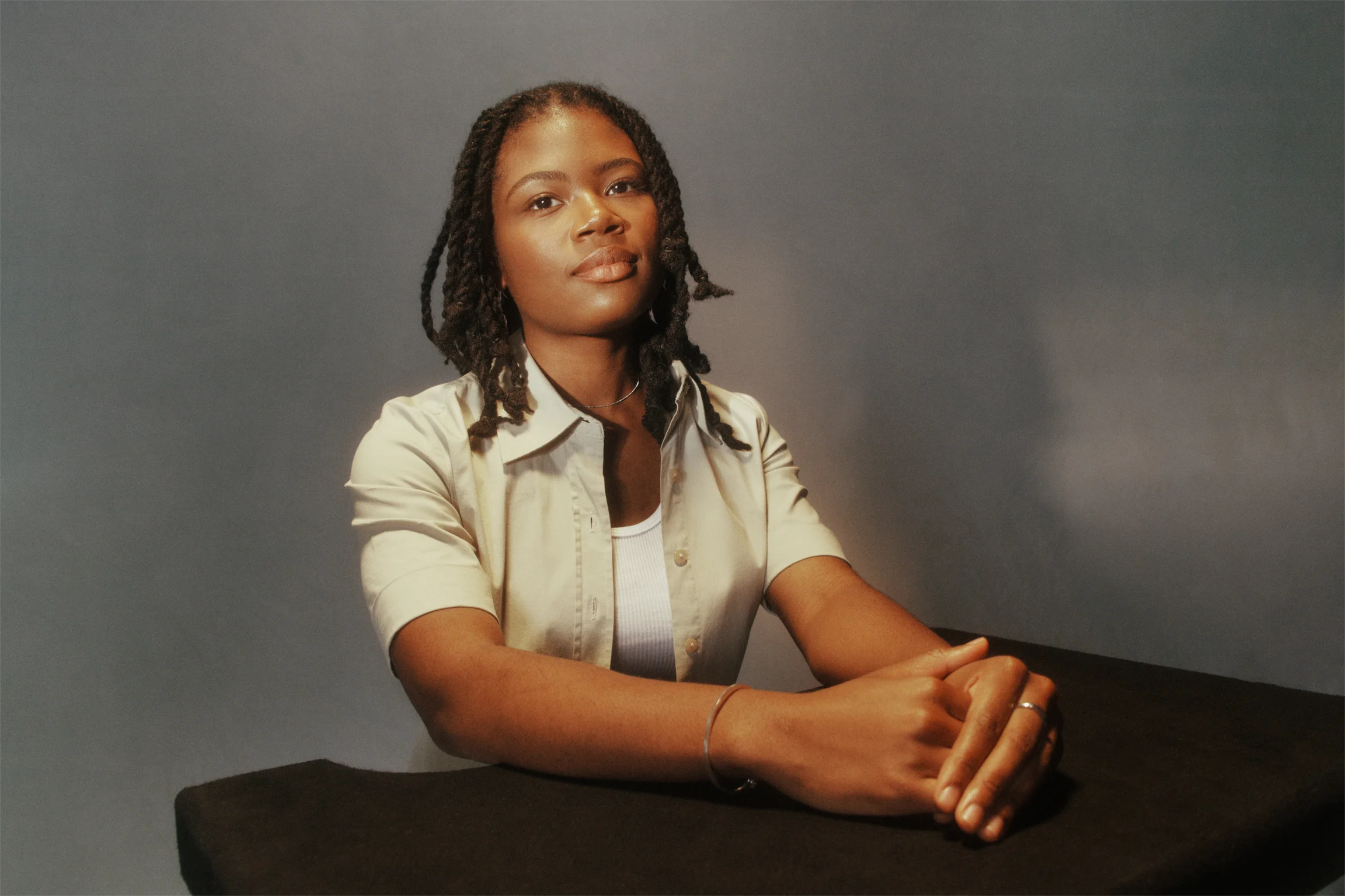 2404012 G-215V01 RGB