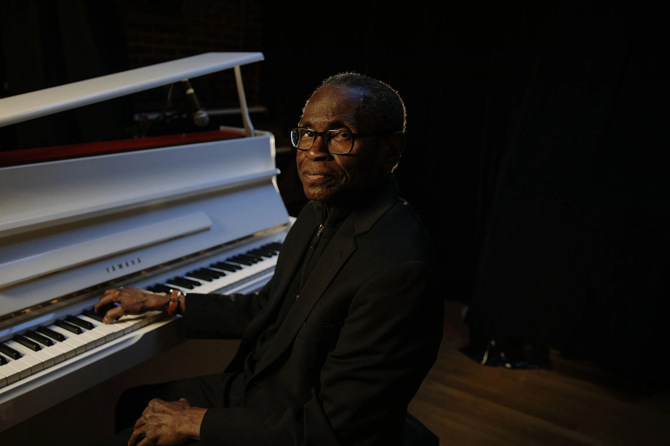 A portrait of a jazz artist George Cables