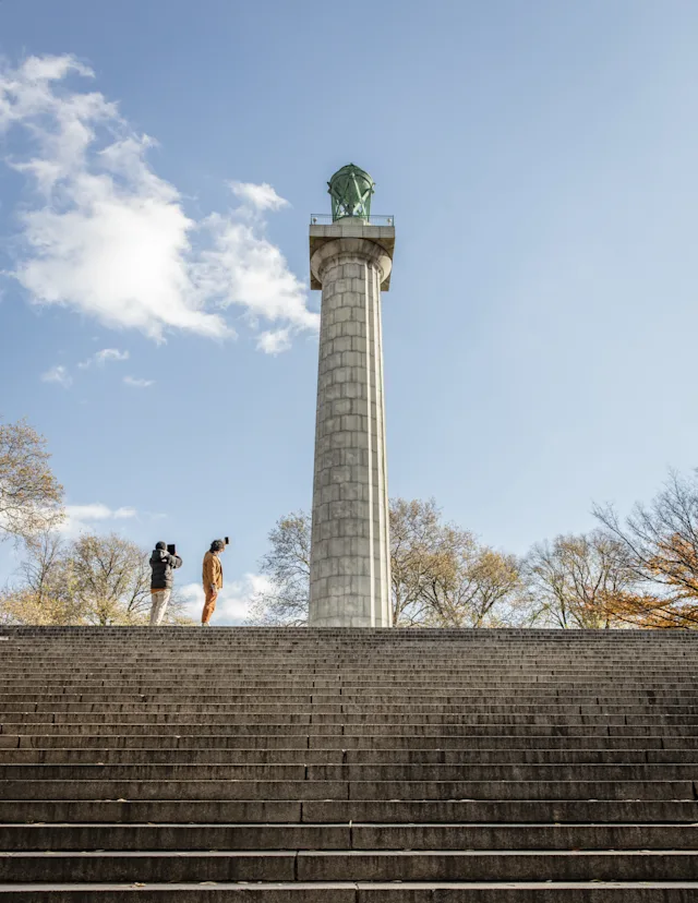 Interactive Monuments New App Uses Augmented Reality to Build Public Monuments | Mellon ...