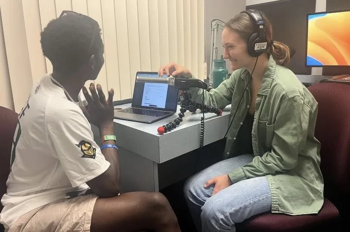 Raine Keenan recording an episode of Unheard Society