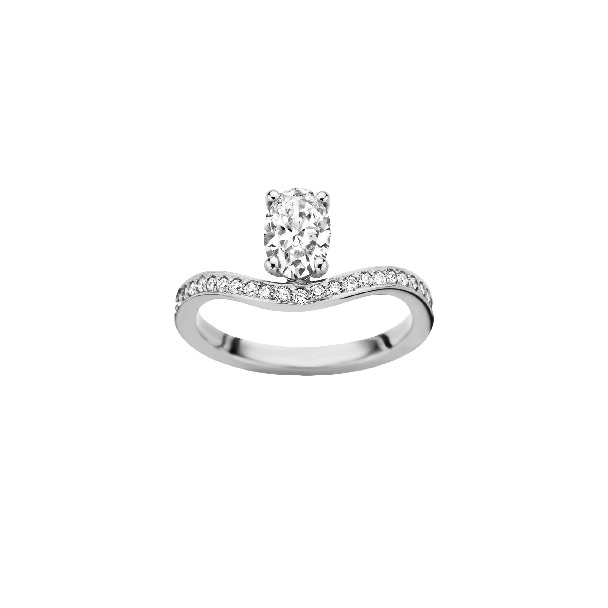 Helena engagement ring packshot - Platinum 