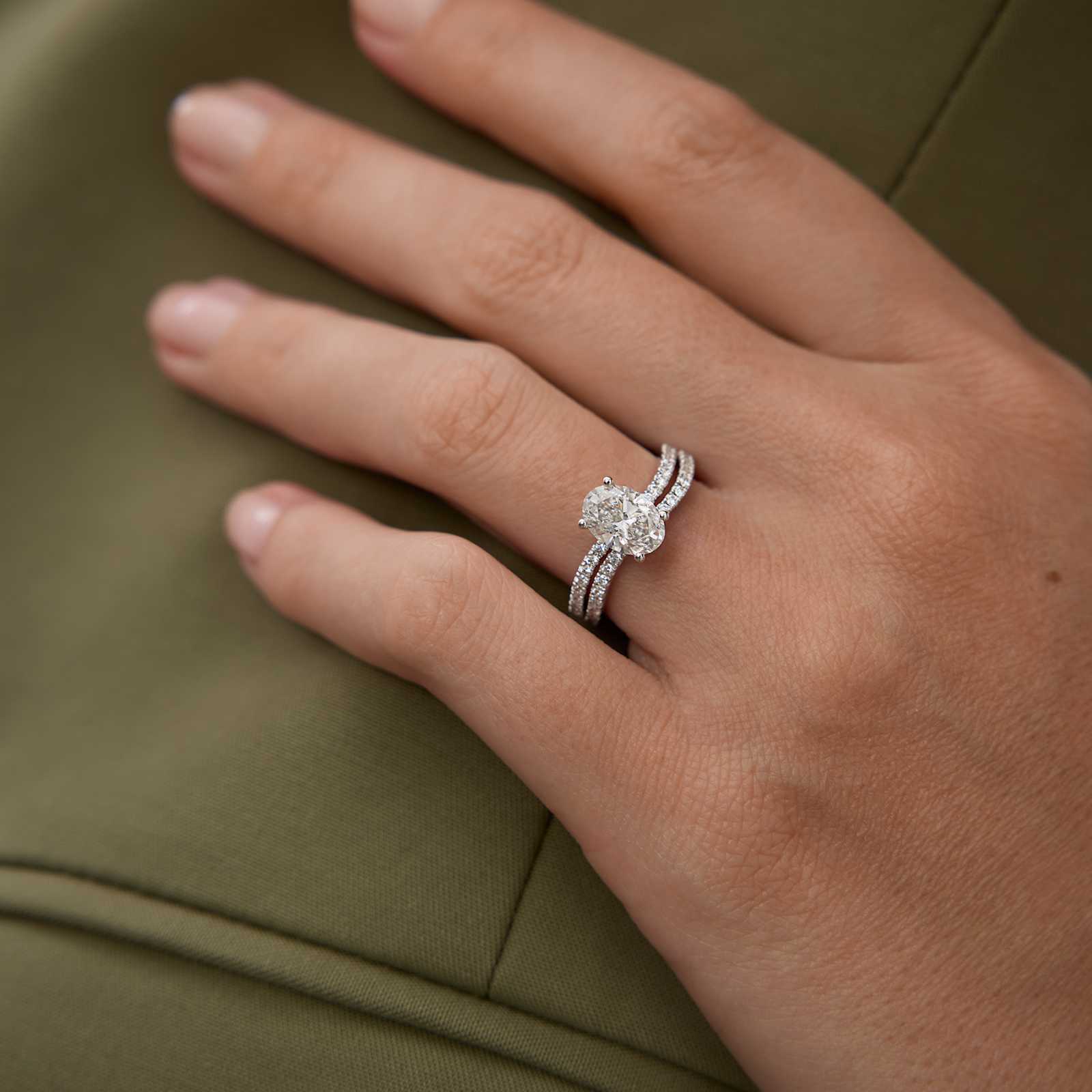 Grace Oval Ring