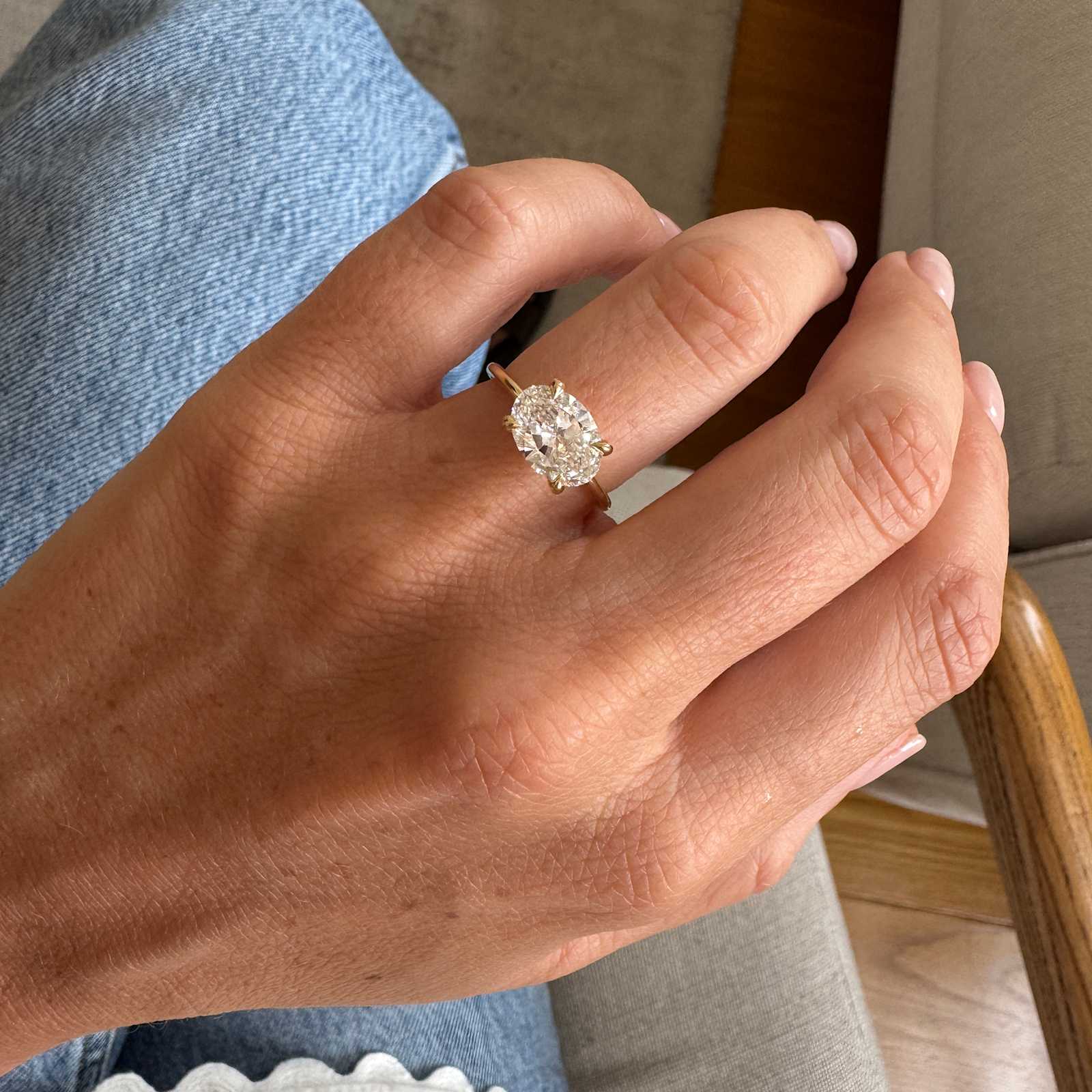 Camilla Oval Ring