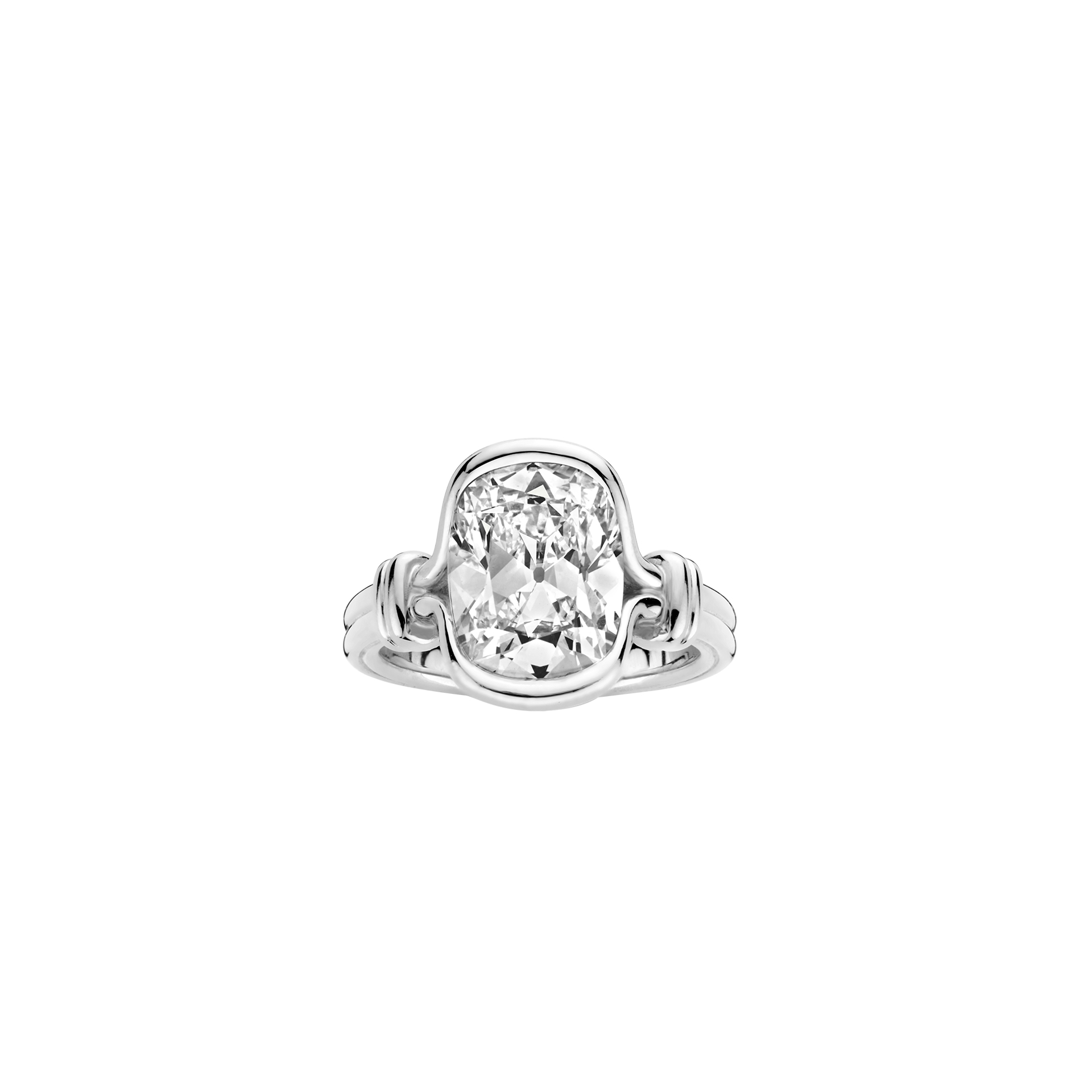 Athena Cushion ring packshot - platinum
