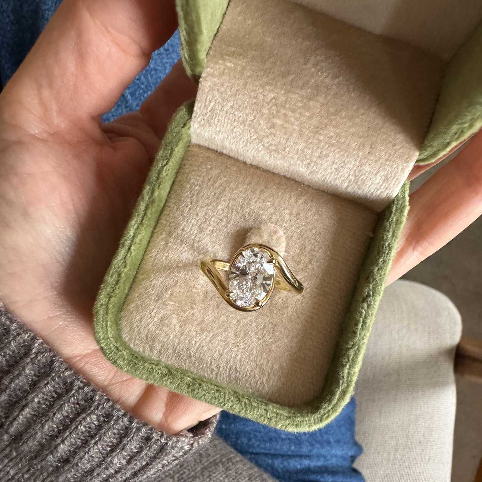 Estee Oval Ring