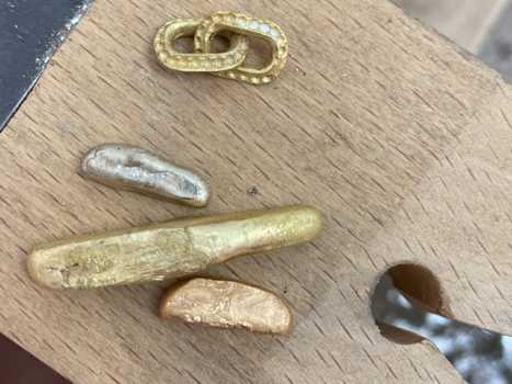 Recylcle Gold Recycled Gold Guide: What is Recycled Gold & How It's Made? | Kimaï